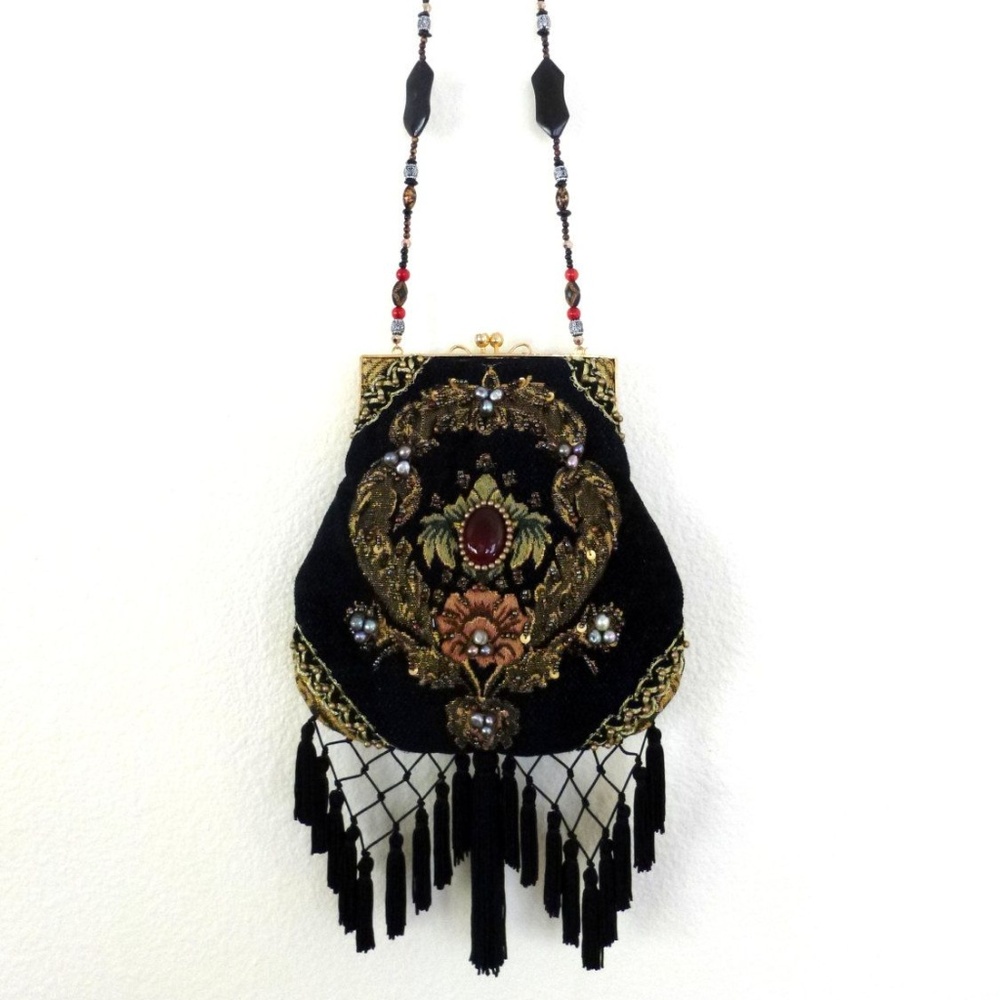 Mary Frances Beaded fringe tassle bag